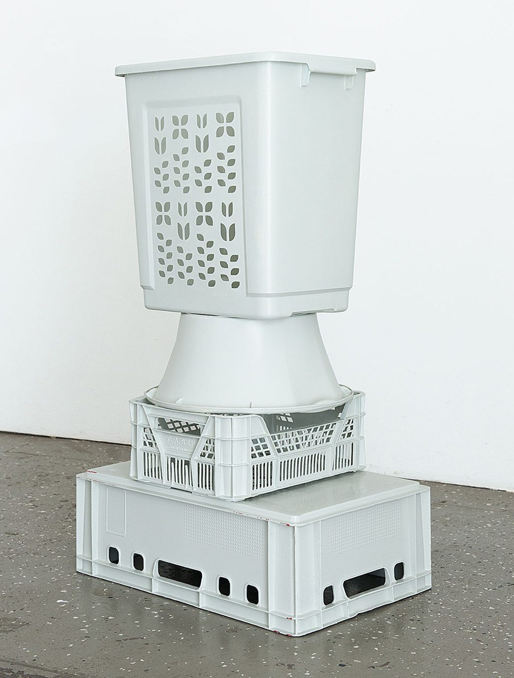 o.T._2017 Lack_Kunststoff_100 x 60 x 43 cm