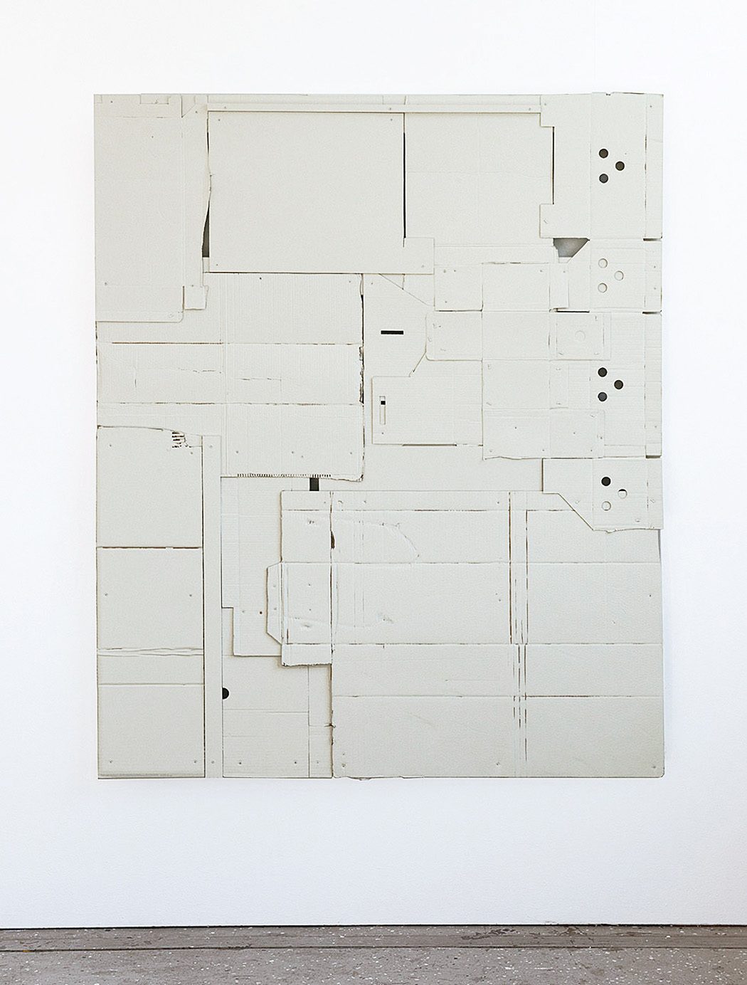 o.T._2016/17 Lack_Pappe_177 x 158 cm